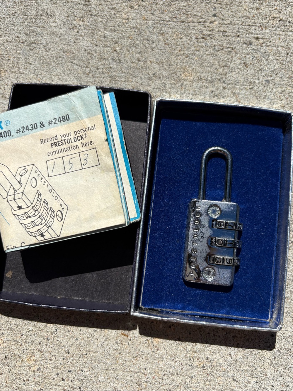 PRESOLOCK KEYLESS 3 DIGIT COMBINATION STEEL PADLOCK
